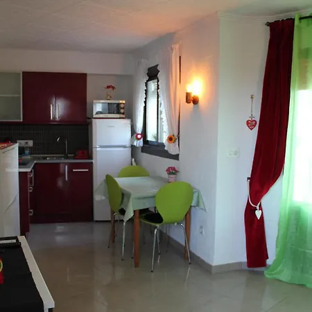 Oasis Park Apartmán