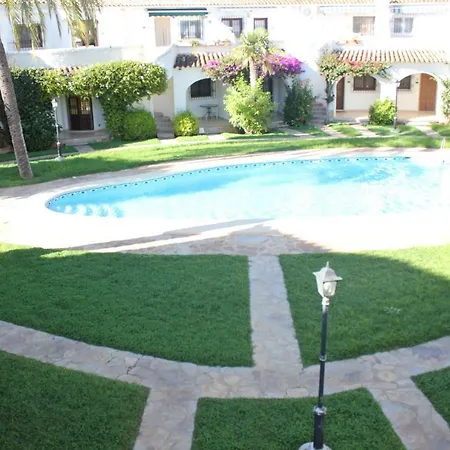 Oasis Park Apartment